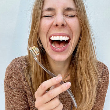 Proteggi i Tuoi Denti con il Potere del Fluoro: Il Dentifricio Ideale